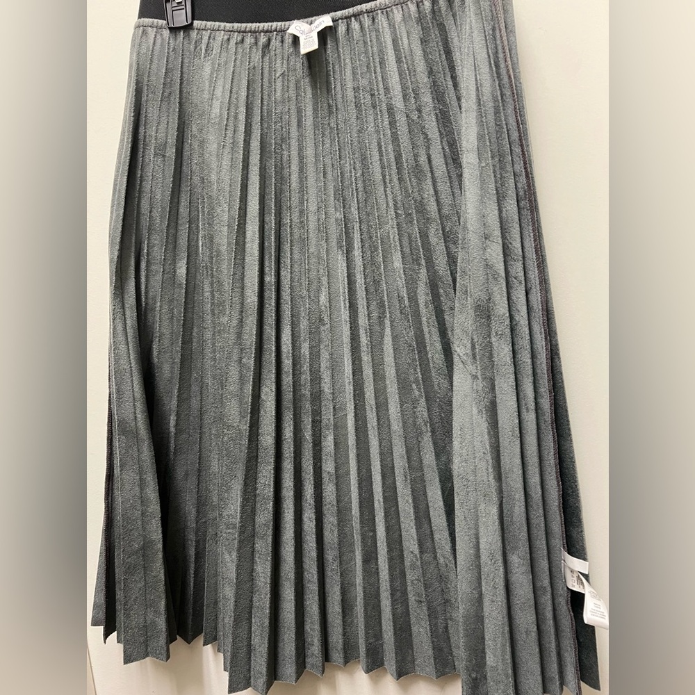CALVIN KLEIN Womens Faux Dark Maroon Solid Leather Midi Pleated Skirt Size M - Picture 9 of 9